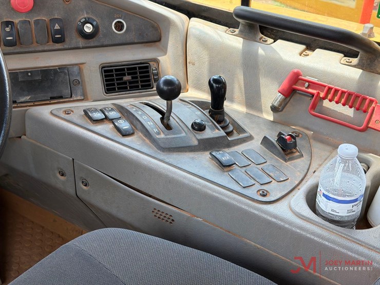 2022-volvo-a30g-image-34