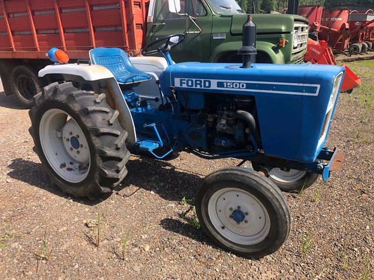 ford-tractor-image-2