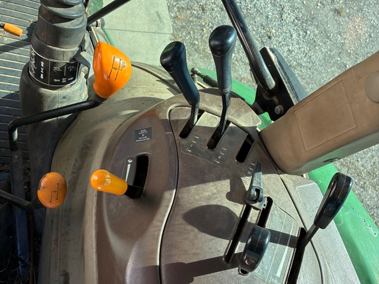 john-deere-5425-image-9