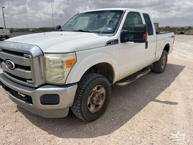 2011-ford-f250-image-3
