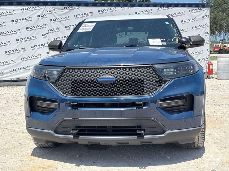2020-ford-explorer-hybrid-awd-suv-image-24