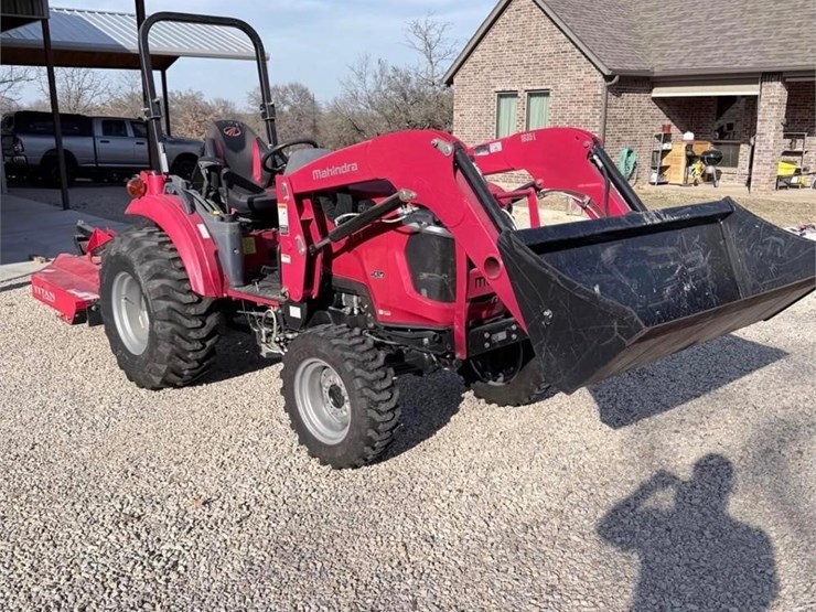 2021-mahindra-1635-image-2