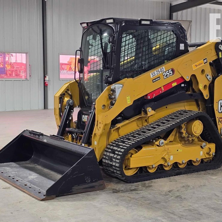 2025 CATERPILLAR 255