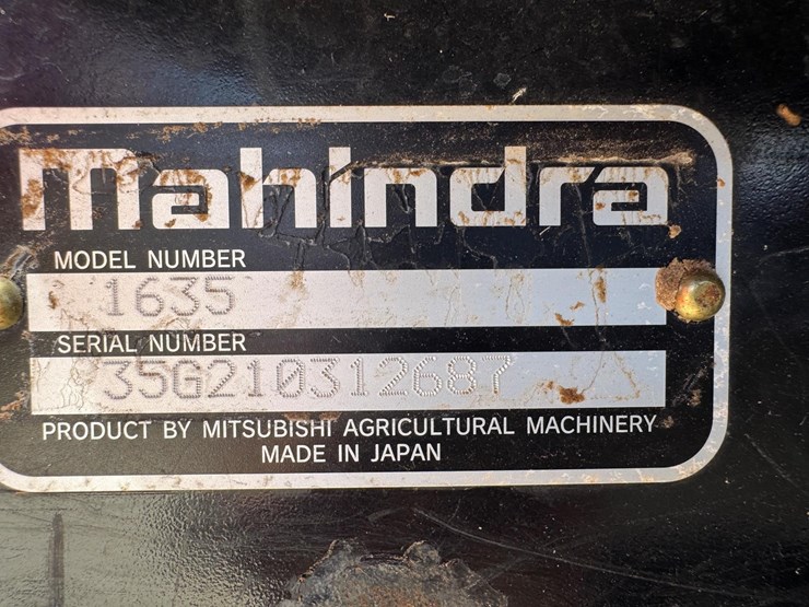2021-mahindra-1635-image-4