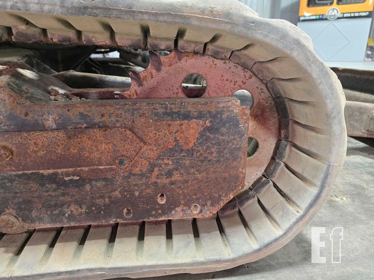 jcb-8032-image-32