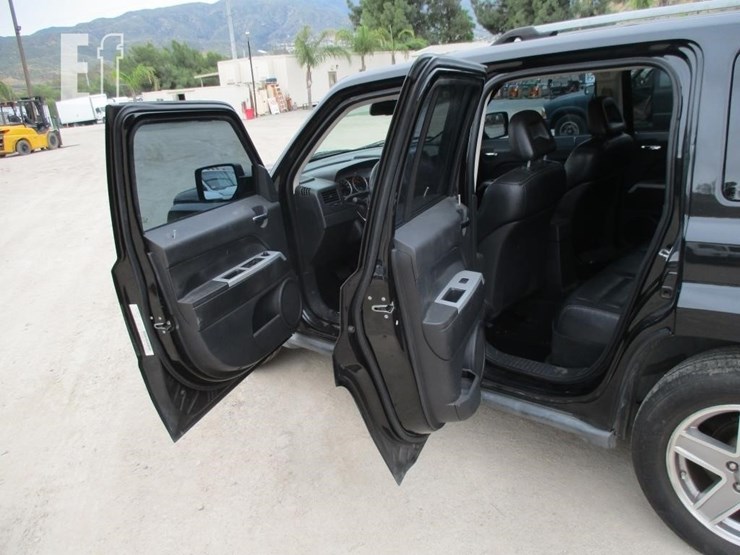 2008-jeep-patriot-image-13