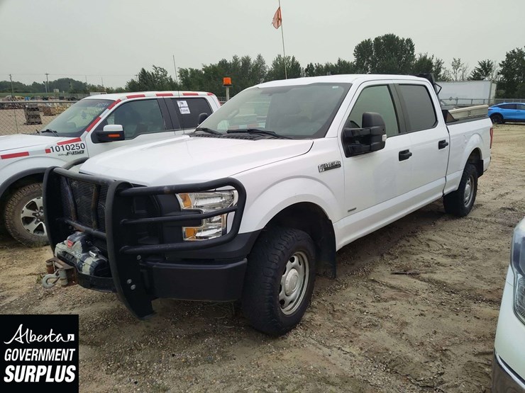2017-ford-6.5-ft-image-1
