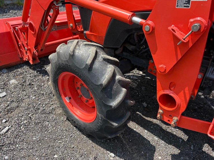 kubota-mx5400-image-14