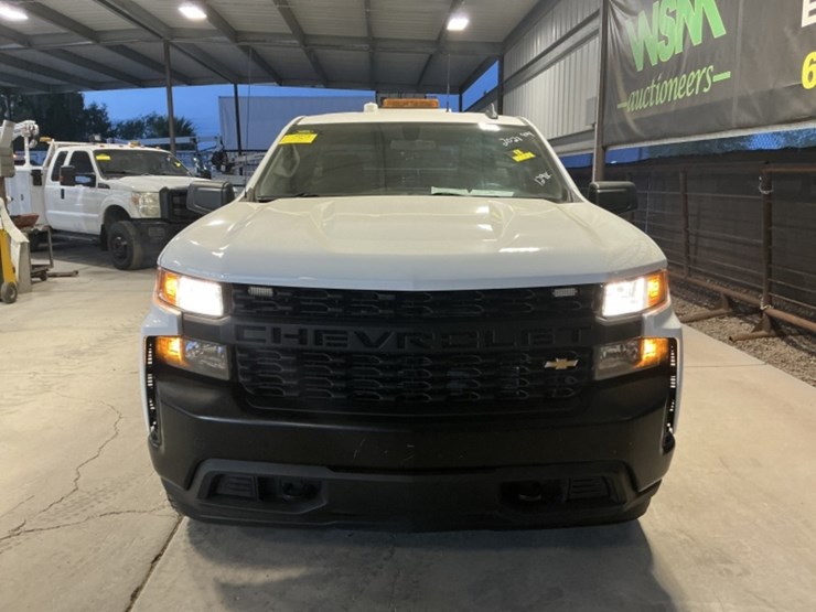 2021-chevrolet-silverado-1500-image-3
