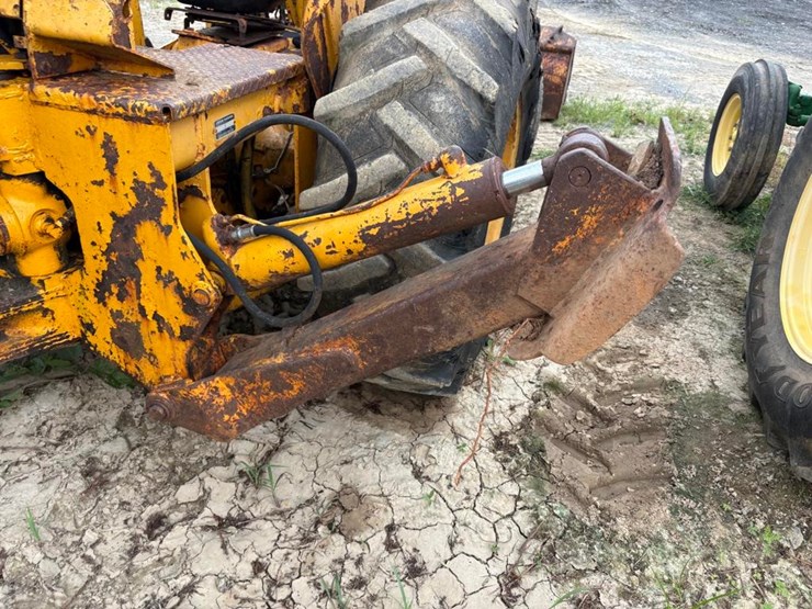 john-deere-400-image-12