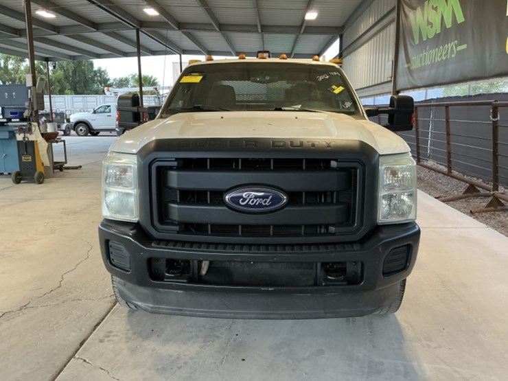 2012-ford-f350-image-3