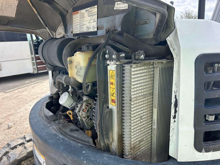 2019-bobcat-e50-image-8