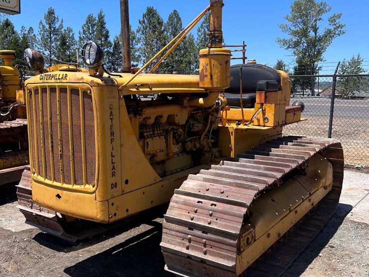 caterpillar-d6-image-1