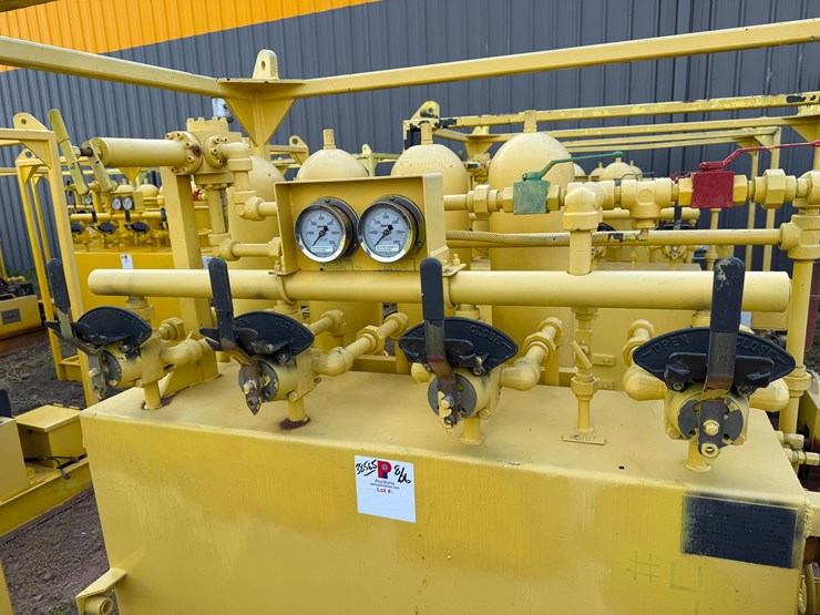 meyer-3k-wp-diesel-powered-4-station-accumulator-closing-unit,-skidded-image-9