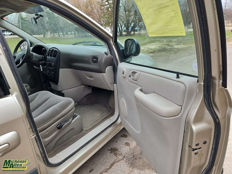2005-dodge-grand-caravan-se-image-19