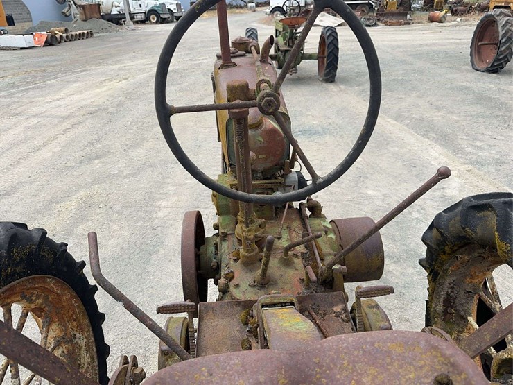 john-deere-model-b-image-18