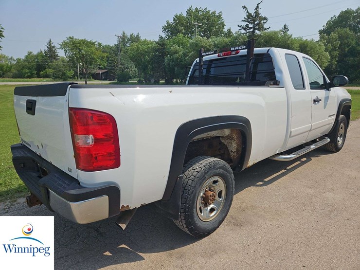 2008-chevrolet-silverado-2500hd-image-4