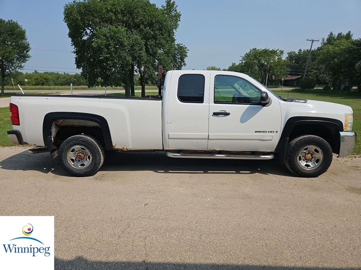 2008-chevrolet-silverado-2500hd-image-7