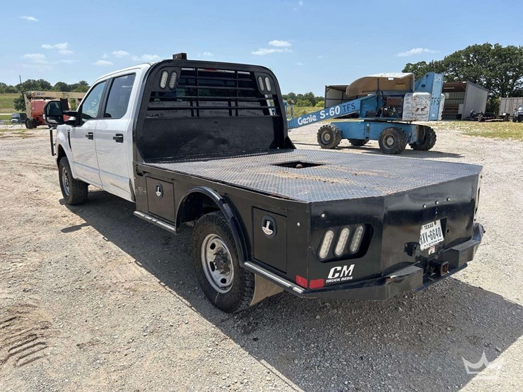 2022-utility-flatbed-image-4