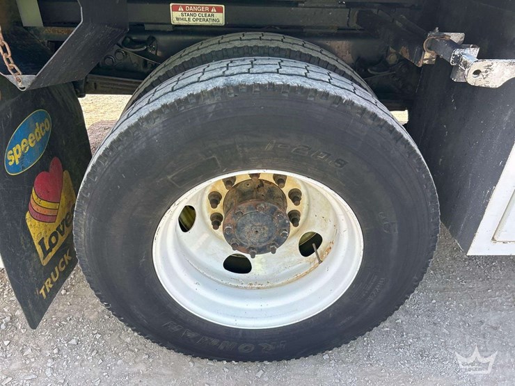2016-ford-f750-image-39