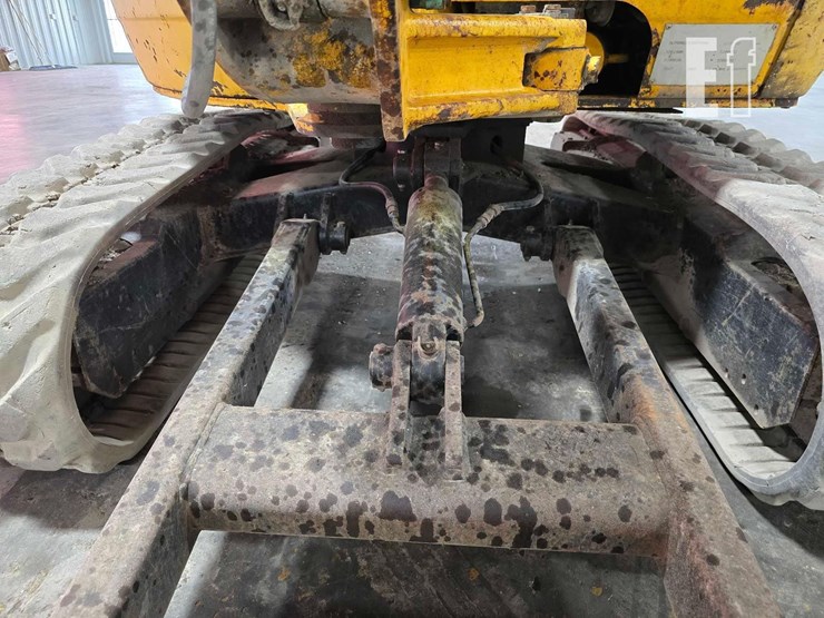 jcb-8032-image-25