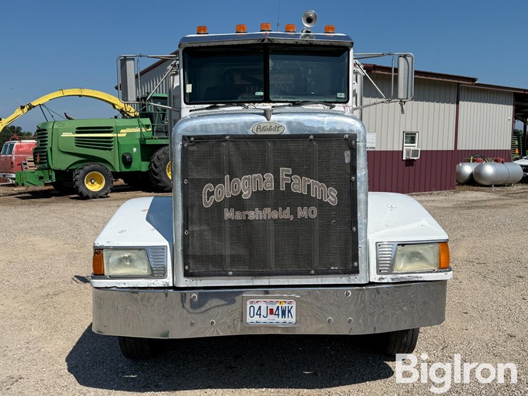 1995-peterbilt-377-image-2