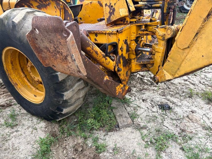 john-deere-400-image-17