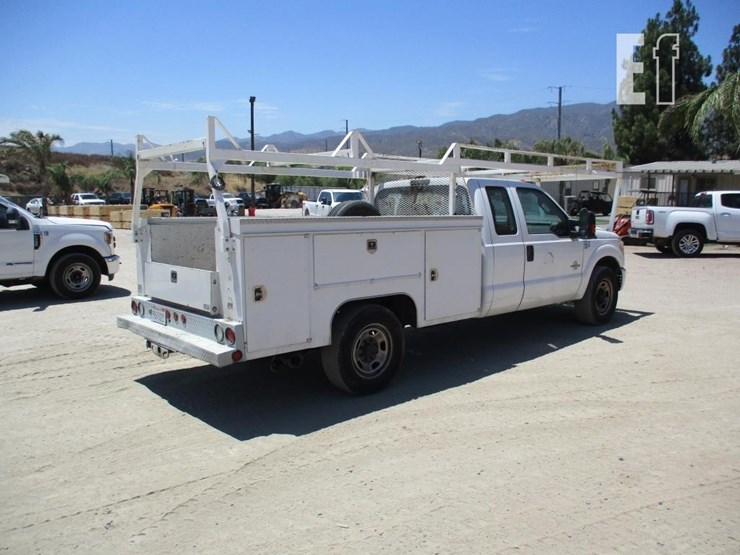 2016-ford-f350-image-3