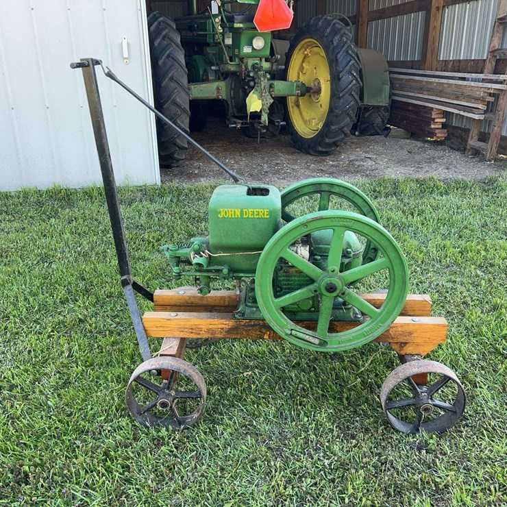 John Deere E 1-1/2HP