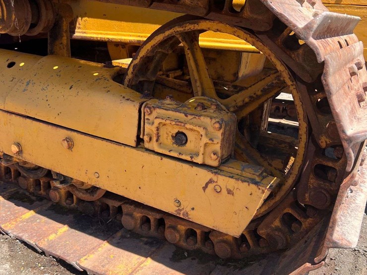 caterpillar-d6-image-29