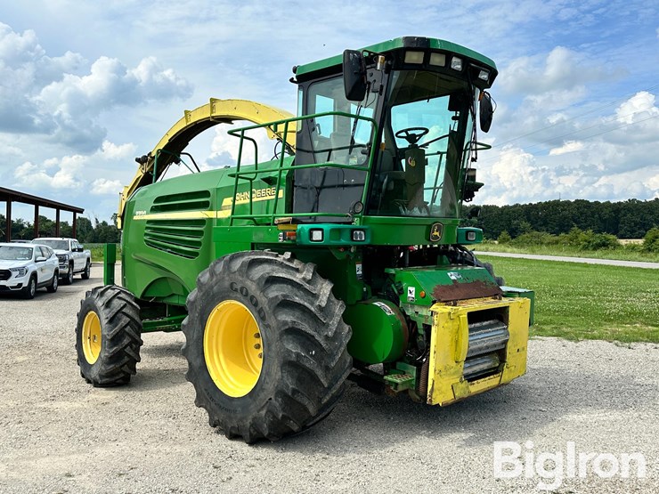 2004-john-deere-7700-image-3