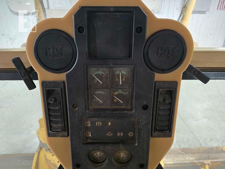 2003-caterpillar-12h-image-20