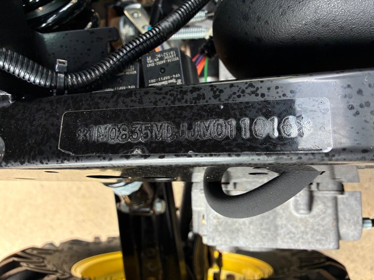 john-deere-gator-image-12