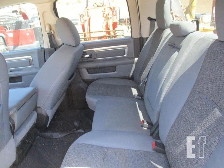 2018-dodge-ram-1500-image-8