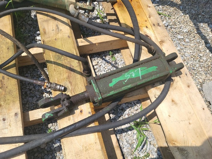 hydraulic-cylinder-w/hoses-image-3