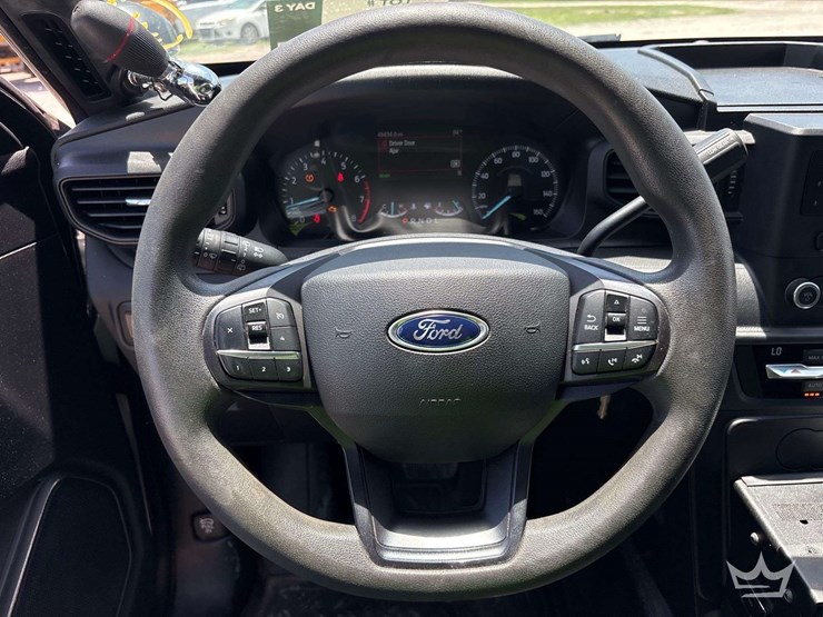 2020-ford-explorer-hybrid-awd-suv-image-15