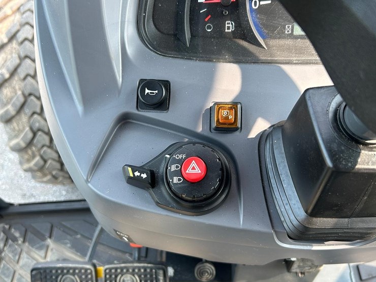 kubota-mx6000-image-35