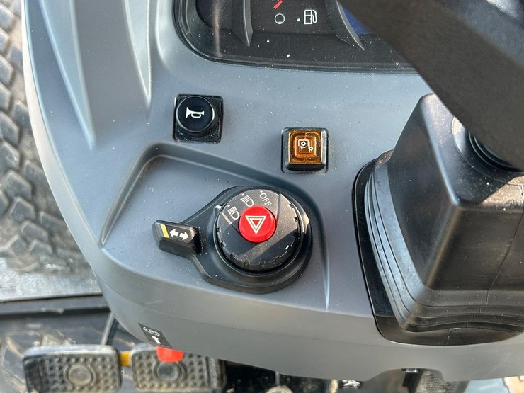 kubota-mx6000-image-29