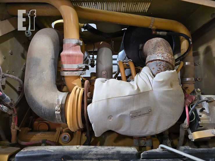 2006-caterpillar-140h-image-25