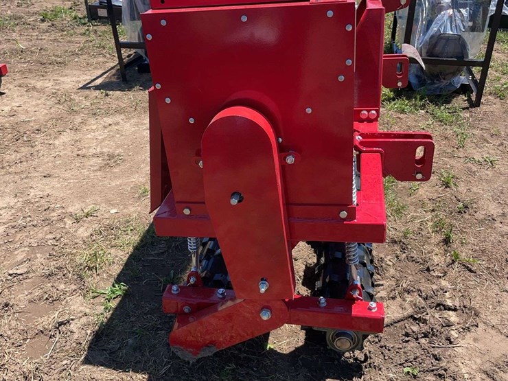 agt-skid-steer-seed-drill-image-2