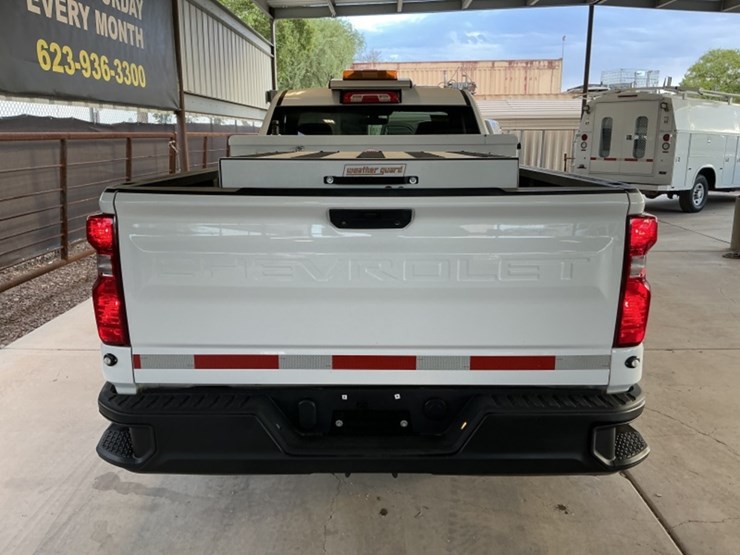 2021-chevrolet-silverado-1500-image-6