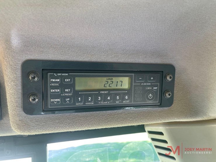 komatsu-d71pxi-24-image-17