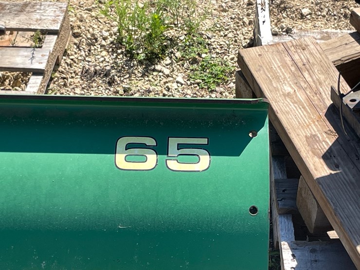 john-deere-65-image-10