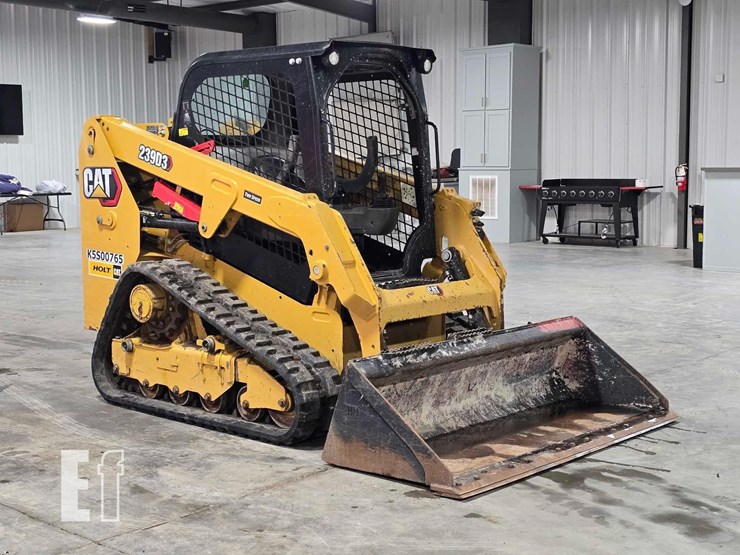 2021-caterpillar-239d3-image-2