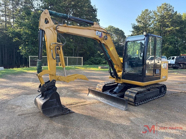 2022-caterpillar-305.5e2-image-2