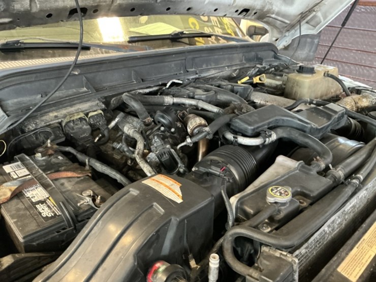 2012-ford-f350-image-15