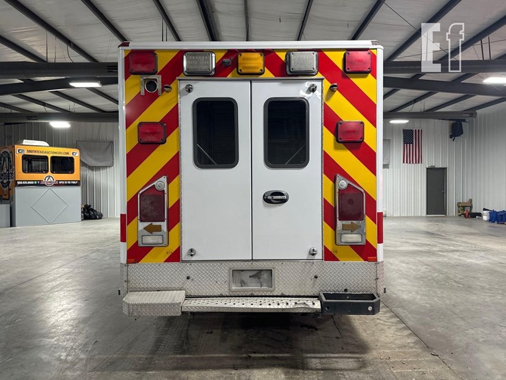 2015-ford-f450-image-8
