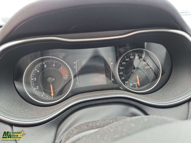 2021-jeep-cherokee-image-15