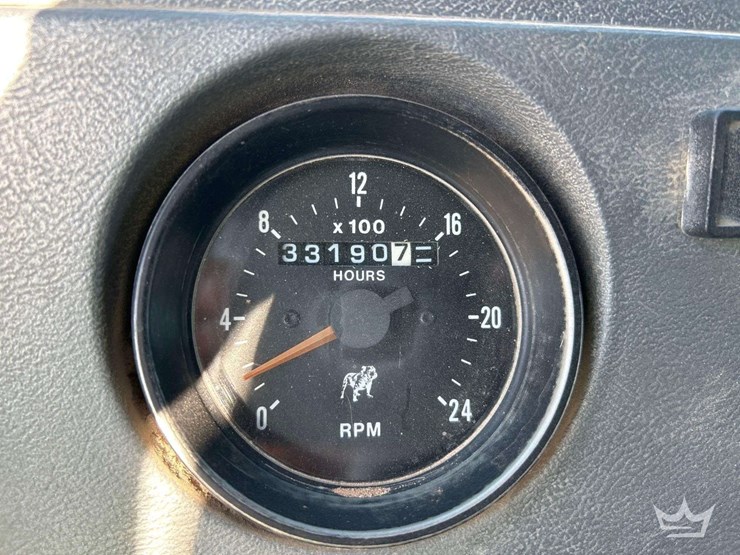 1994-mack-dm690s-image-7