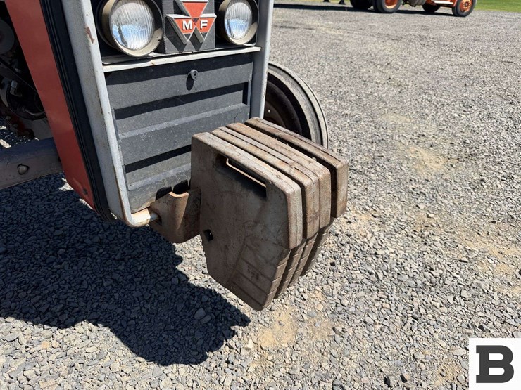 1975-massey-ferguson-235-image-8